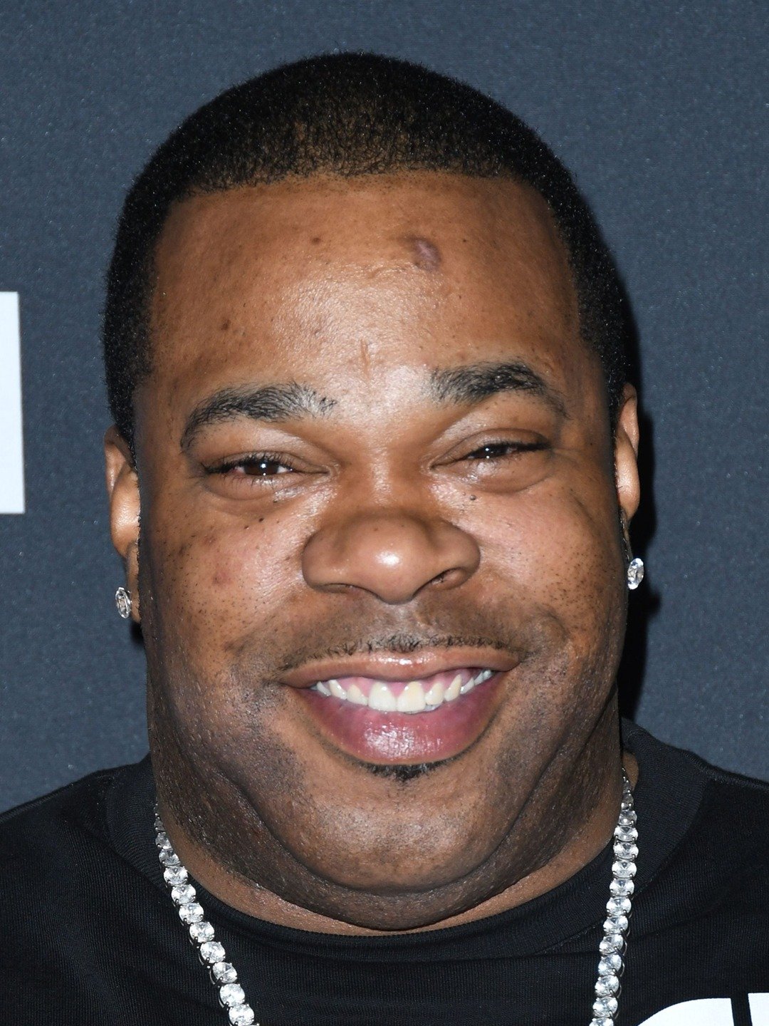 How tall is Busta Rhymes?